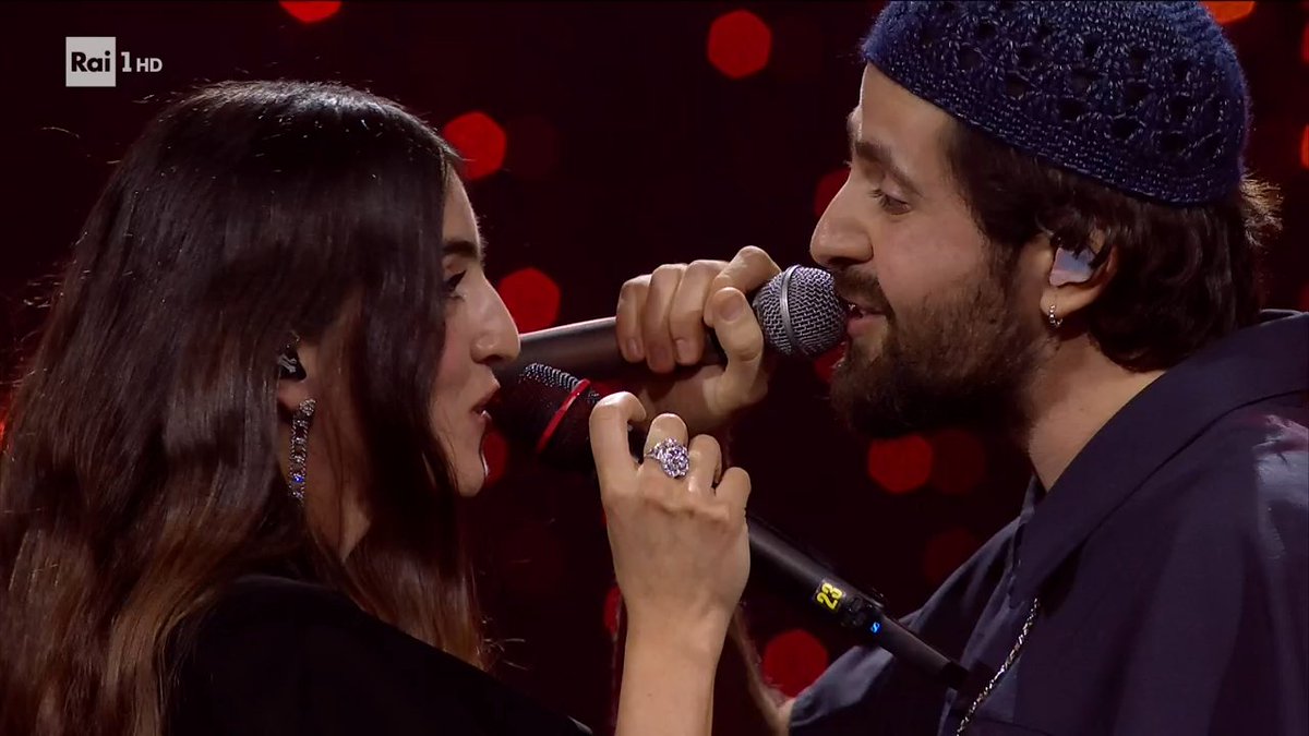 Joan Thiele con Frah Quintale – Che cosa c’è (Gino Paoli)