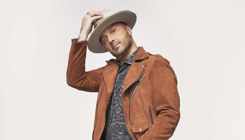Joe Bastianich nell’access di Tv8 con Foodish