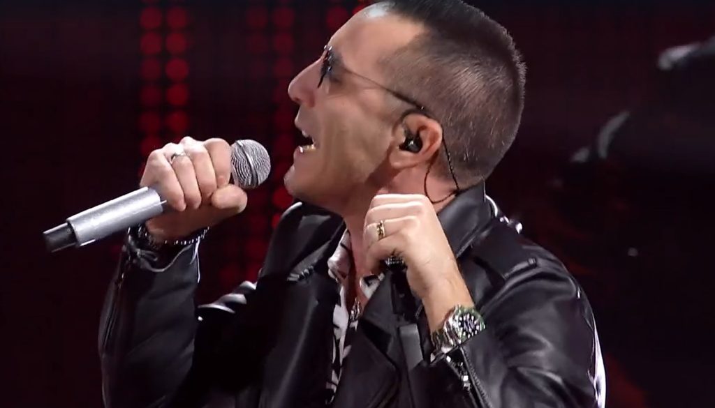 Gioielli gate a Sanremo 2025: Kekko sul palco con un orologio ben riconoscibile