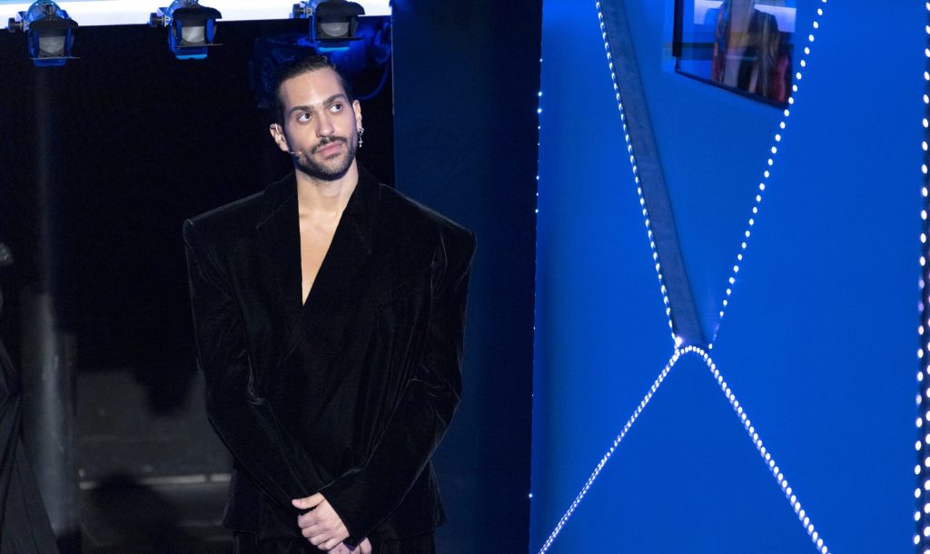 Mahmood e Paulo Dybala ospiti della sesta puntata di C’è Posta per Te 2025