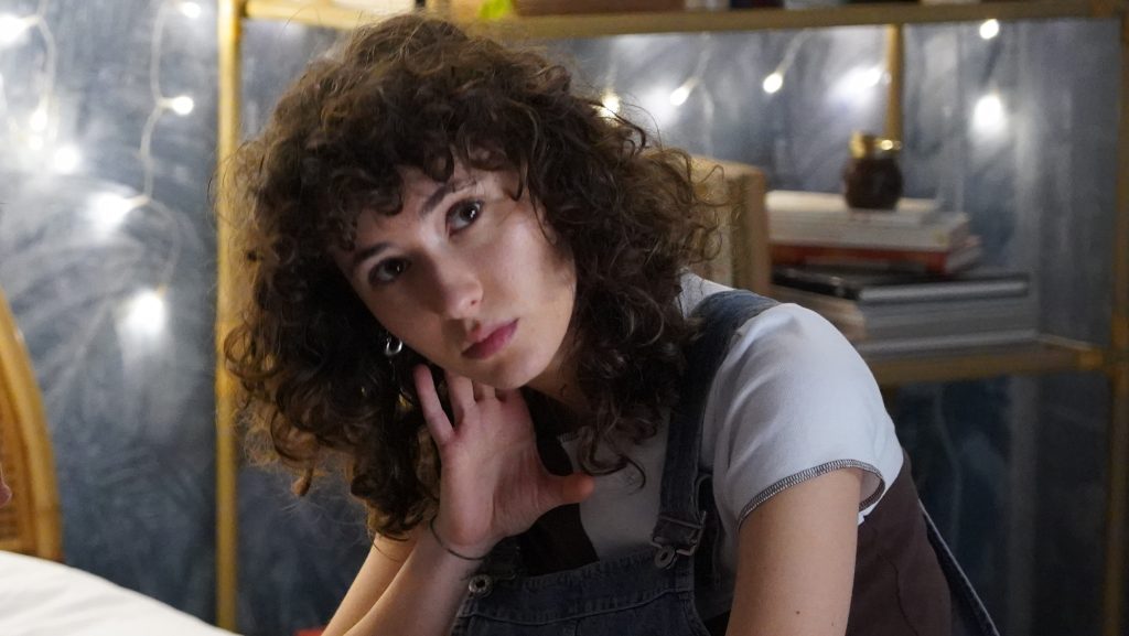 Margot Adam in Le Onde del Passato