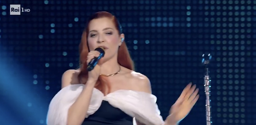 Noemi canta Se T’innamori muori