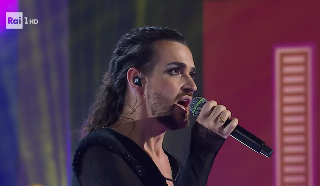 Ora o Mai Più 2025: Valerio Scanu strappa il primo posto in semifinale