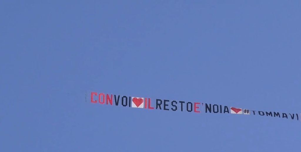 Gli aerei al Grande Fratello sono il male