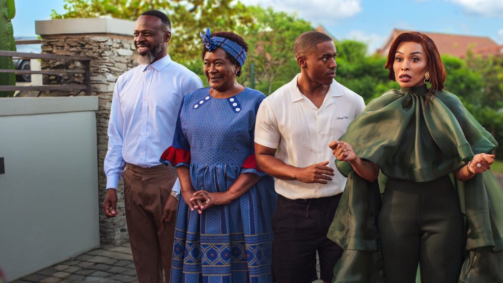 Bonga Dlamini, Connie Chiume, Jesse Suntele e Khanyi Mbau in Meet the Khumalos