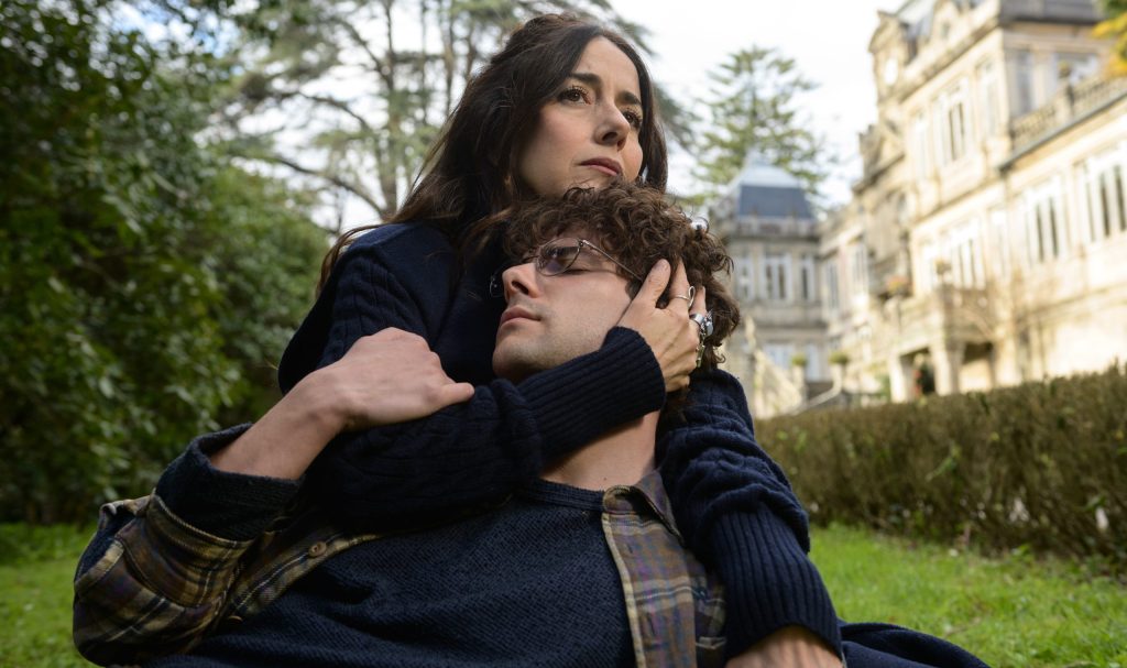 Cecilia Suárez e Álvaro Rico ne Il Giardiniere