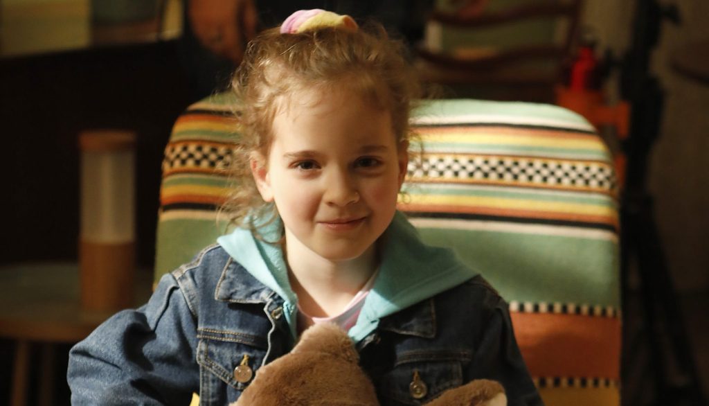 Elena Sophia Senise in Costanza