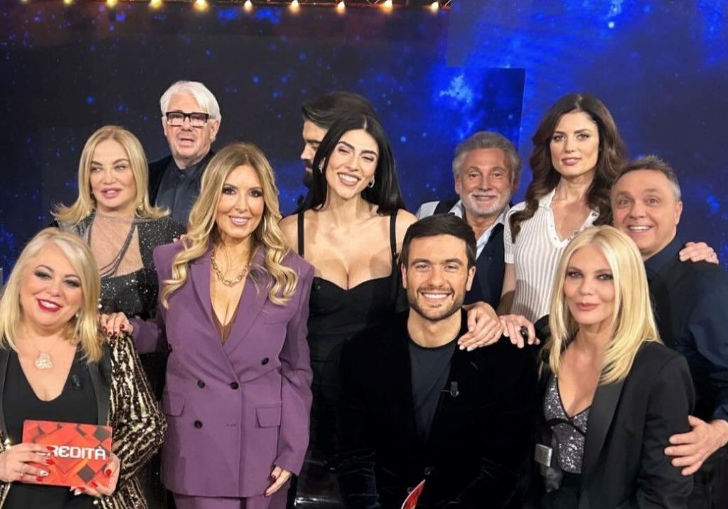 L’Eredità gioca in prima serata con 6 coppie famose