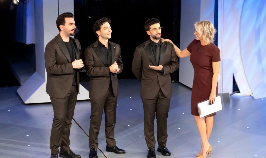 Gianni Morandi e Il Volo ospiti dell’ultima puntata di C’è Posta Per Te 2025