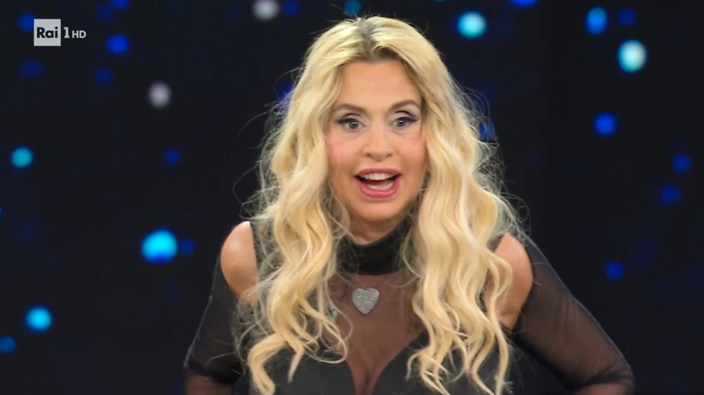 Valeria Marini protesta alla prima di Ne Vedremo delle Belle: “Sono rimasta molto male”
