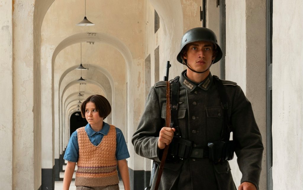 Ascolti TV | Martedì 15 Aprile 2025. Fuochi d’Artificio (17%) vince facile contro Il Turco (11.3%), svettano Le Iene (12.7%)