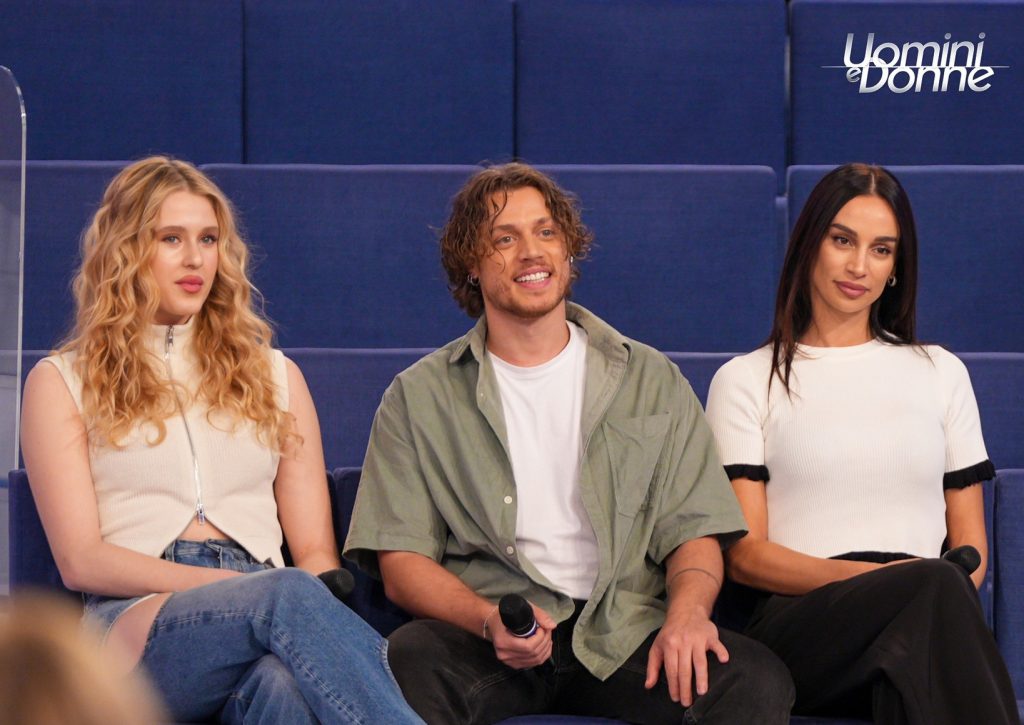 Ascolti TV Total Audience | Martedì 8 Aprile 2025. Uomini e Donne sale a oltre 2,6 milioni (dal 25.66 al 26.43%)