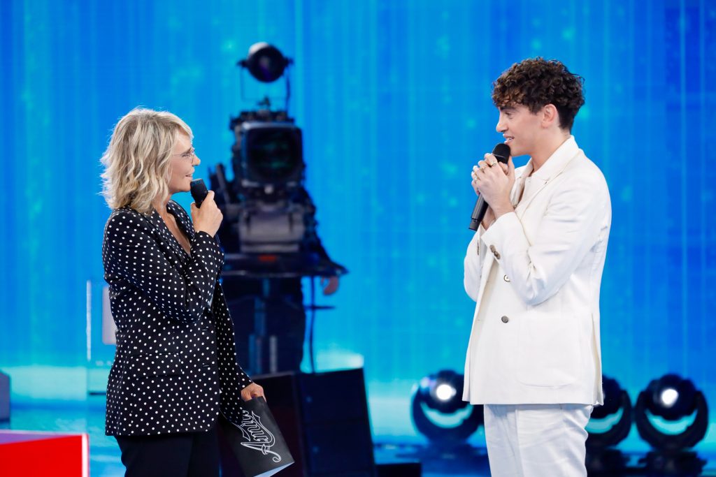 Ascolti TV Total Audience | Sabato 3 Maggio 2025. Amici (+63K) passa dal 25.9 al 26.04%