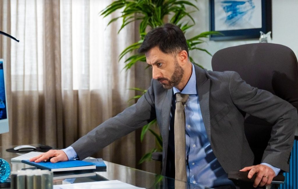 Un Posto al Sole, anticipazioni dal 28 luglio al 1° agosto 2025: Gagliotti n difficoltà per il ritrovamento del corpo di Assane