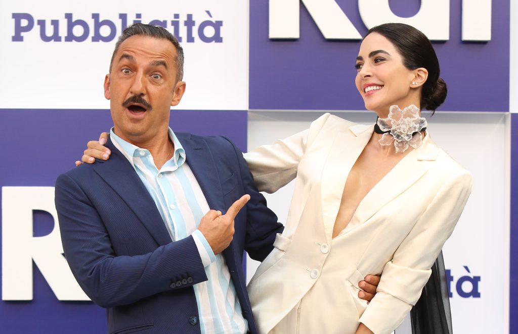 Nicola Savino torna in Rai con Freeze (e con Rocìo Muñoz Morales)