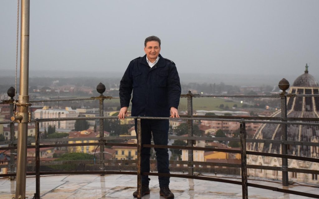 Freedom, la Torre di Pisa e Piazza dei Miracoli al centro della puntata di stasera
