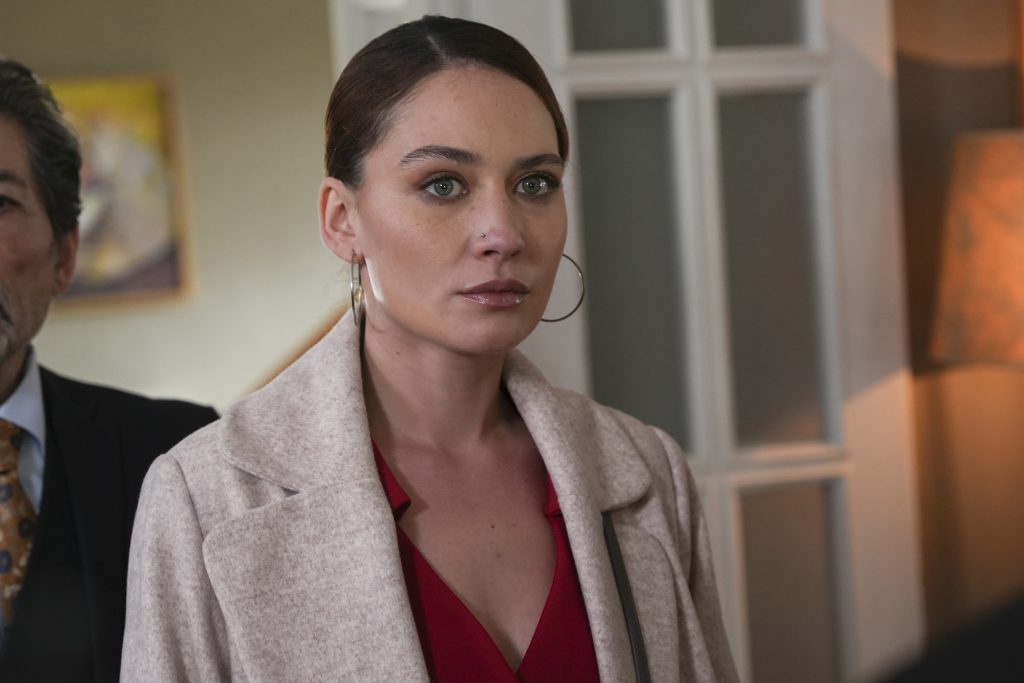 Tradimento, anticipazioni puntata di venerdì 29 agosto 2025: Ipek rinnegata da Sezai