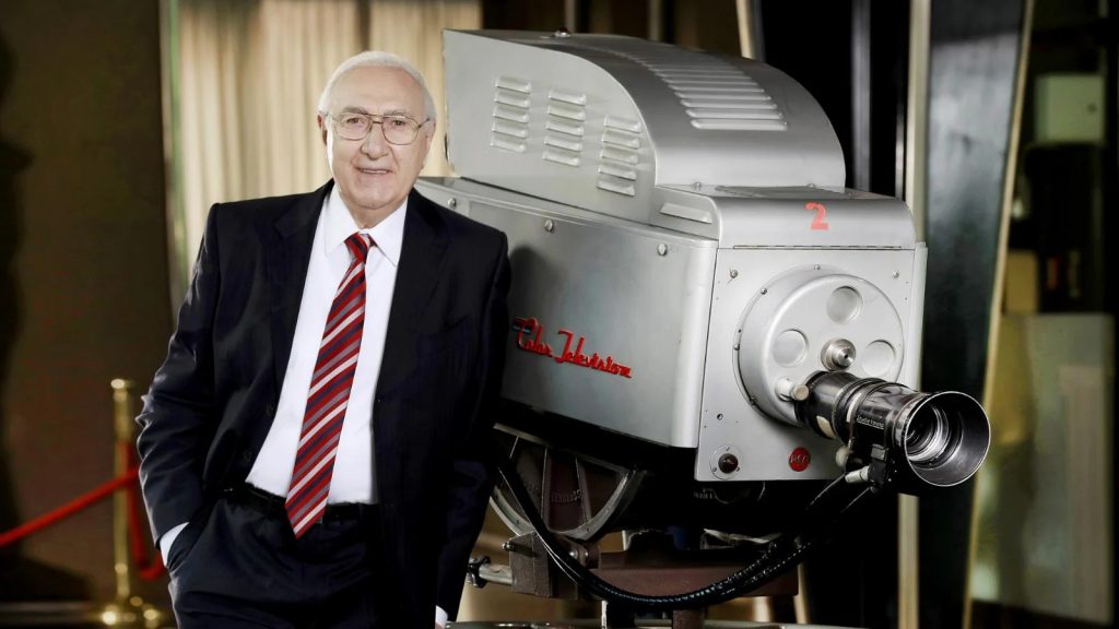 Pippo Baudo, come cambia la programmazione Rai di oggi