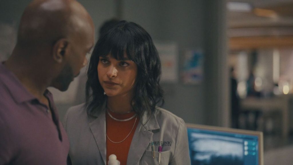 Ascolti TV | Giovedì 21 Agosto 2025. Un Professore in replica al 12.6%, Watson 10.9%. Scotti continua a volare (29.3% con 4.6M)