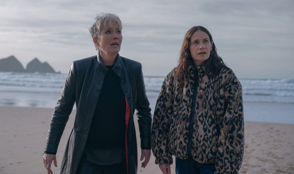 Emma Thompson e Ruth Wilson in Down Cemetery Road