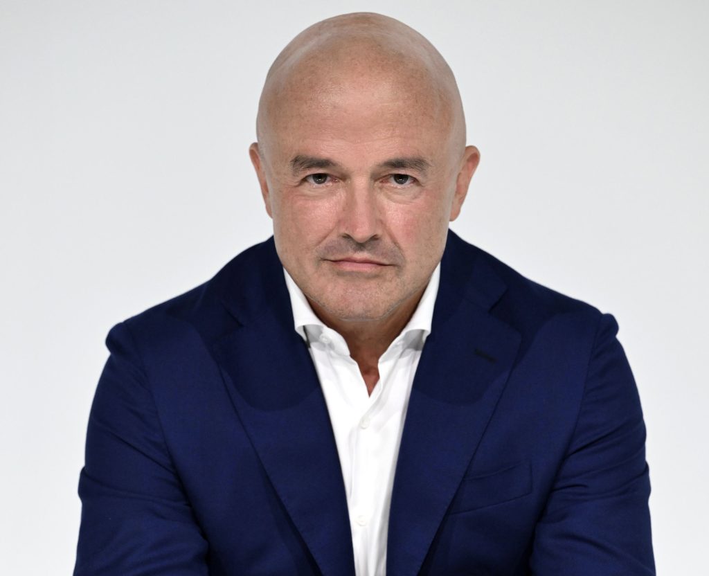 Dentro la Notizia, anticipazioni e ospiti del debutto