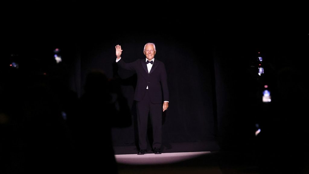 Mediaset cambia la programmazione di stasera in ricordo di Giorgio Armani