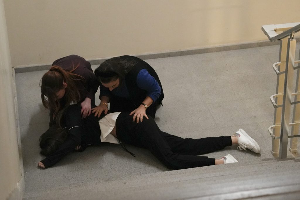 Tradimento, anticipazioni puntata di venerdì 19 settembre 2025: la morte di Serra