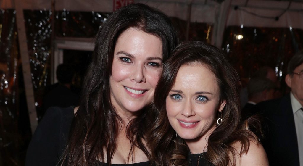 Emmy Awards 2025, tutti i presenters. Ci sono anche le Gilmore Girls e le Addams