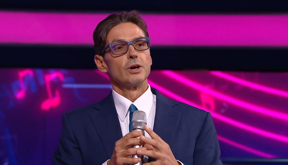 Pier Silvio Berlusconi irrompe a La Ruota della Fortuna