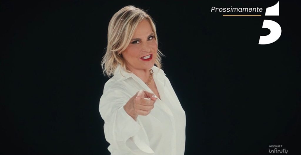 Grande Fratello, il promo con Simona Ventura