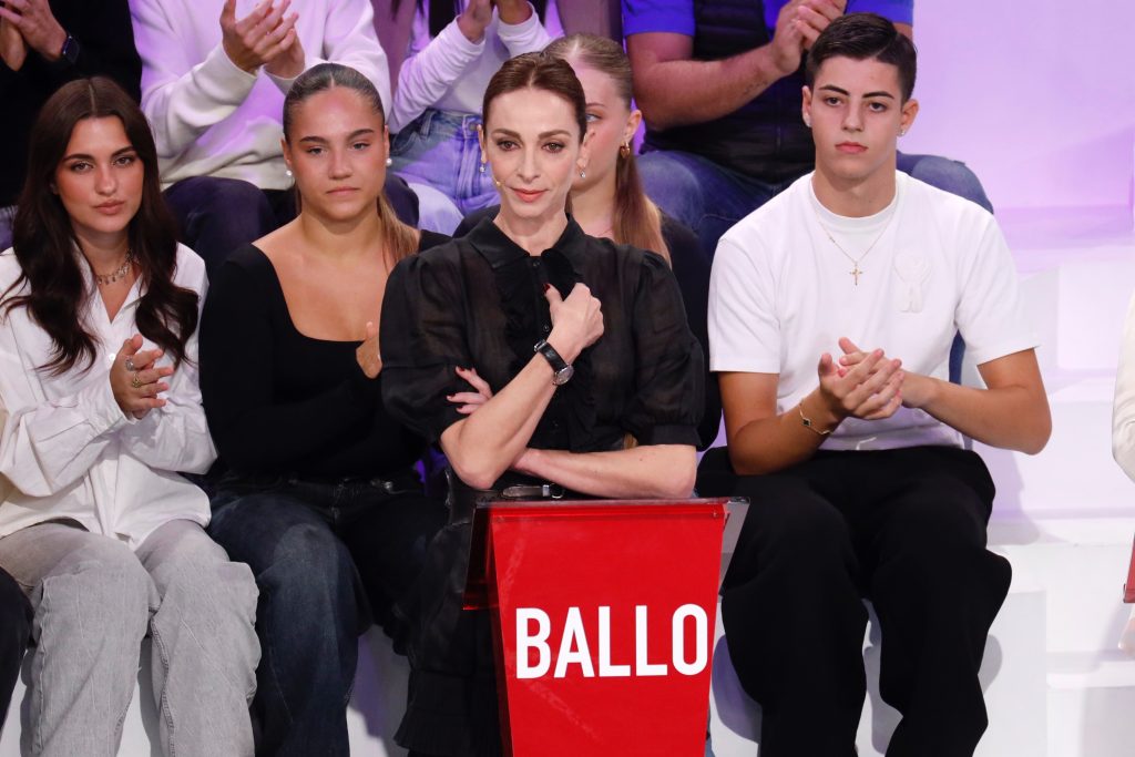 Amici 26, anticipazioni puntata del 18 ottobre 2026: si forma la classe, ospite Settembre