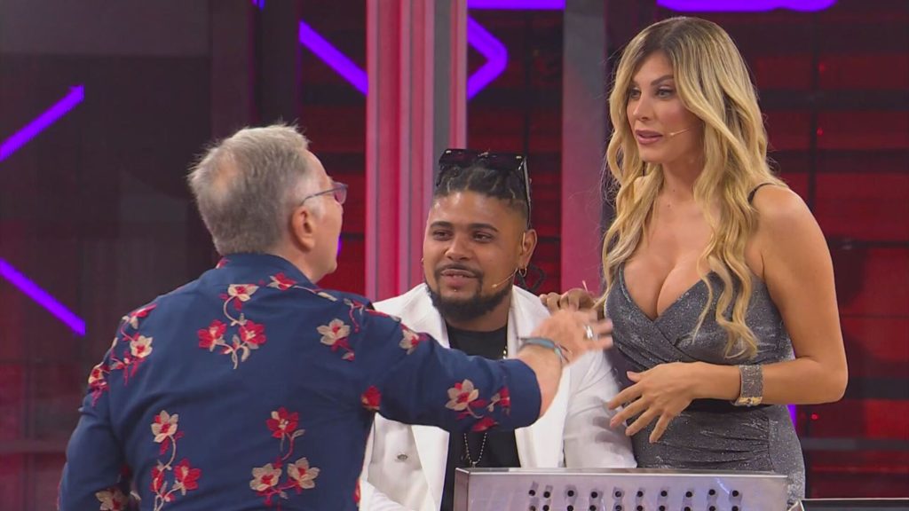 Tutti i personaggi del Salottino di Avanti un Altro