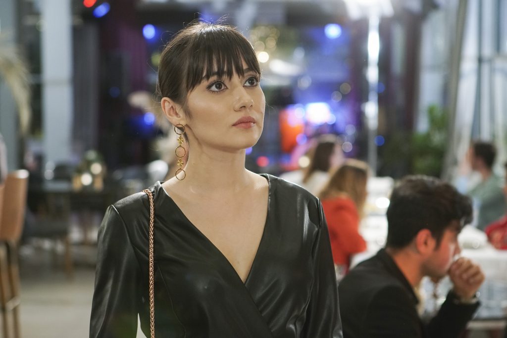 Zeynep - Forbidden Fruit