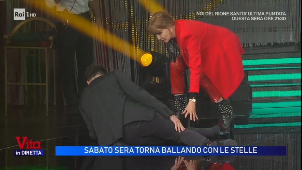 Ballando con le Stelle 2025, anche Carlo Aloia si infortuna