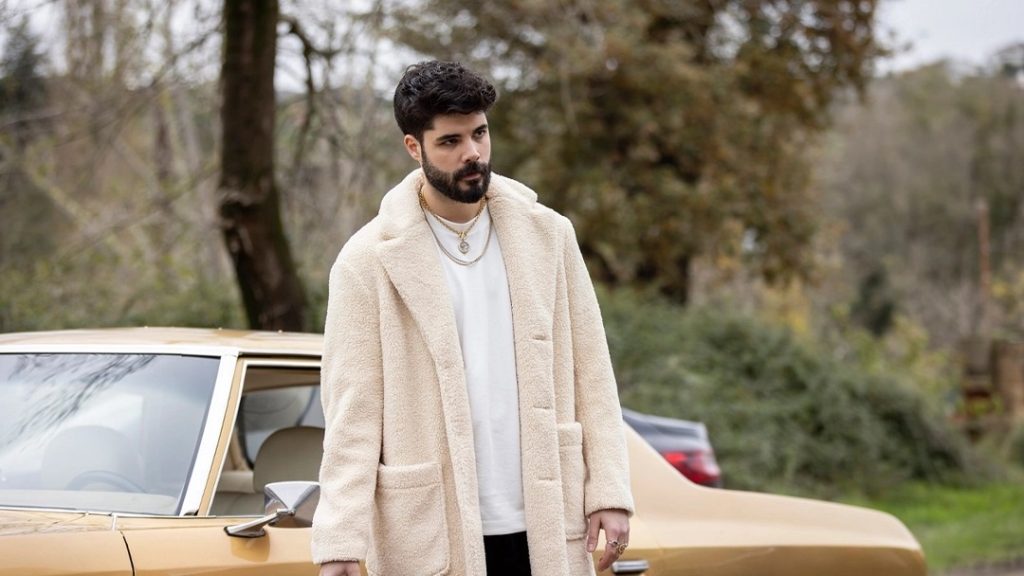 Genco Özak in Io Sono Farah