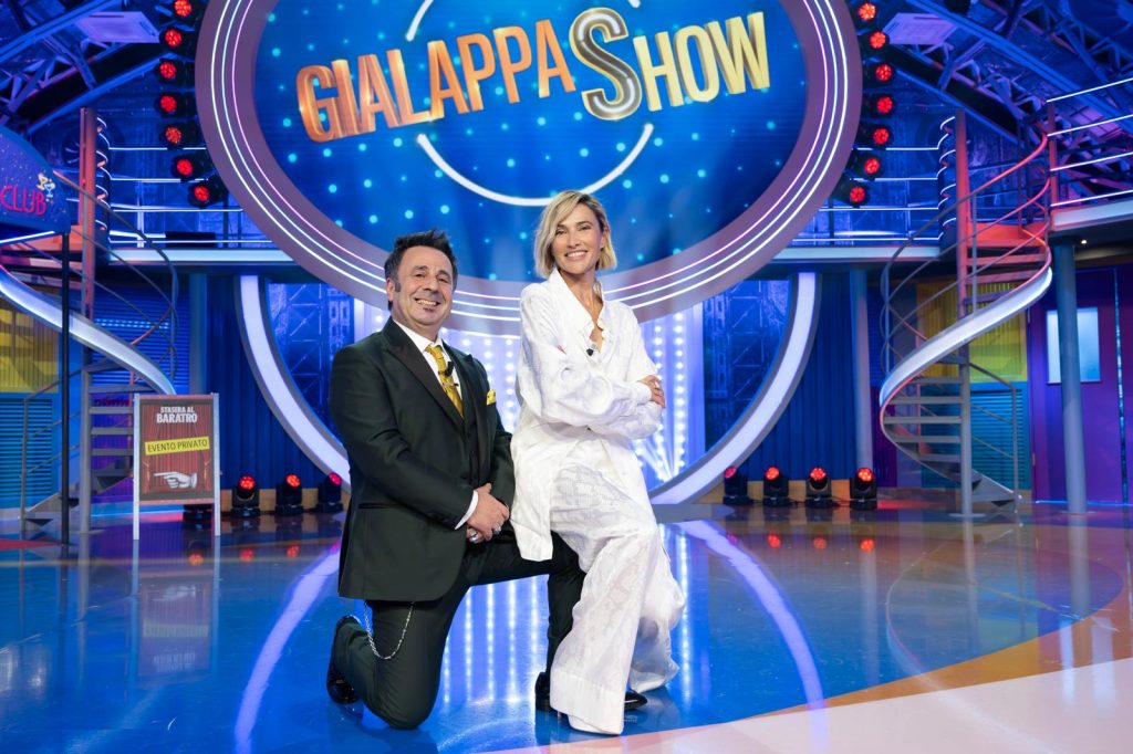 GialappaShow: Magalli, Iacchetti e Crescentini ospiti