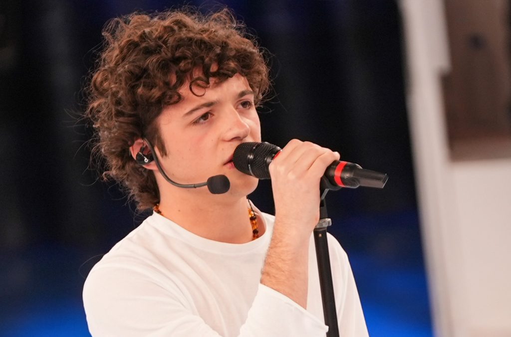 Amici 25, il nuovo allievo Lorenzo ha sfiorato la vittoria a X Factor 2024