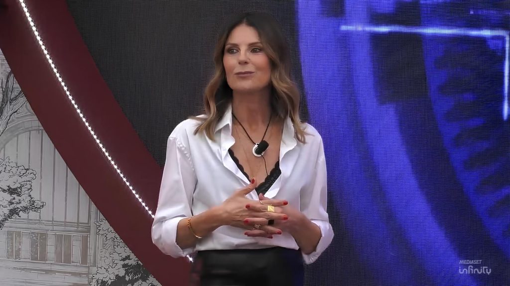 Marina La Rosa entra a sorpresa nella casa del Grande Fratello