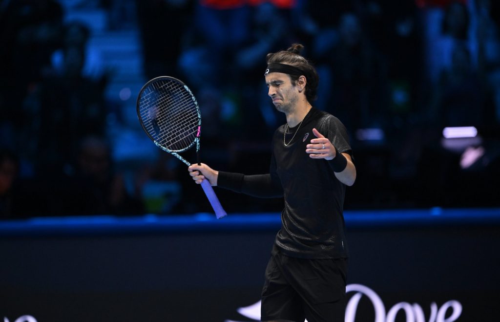 Ascolti TV | Martedì 11 Novembre 2025. A La Notte nel Cuore basta il 14.9% per superare Rai1 (La ragazza del mare 12.3%), Rai2 al 9% con Musetti