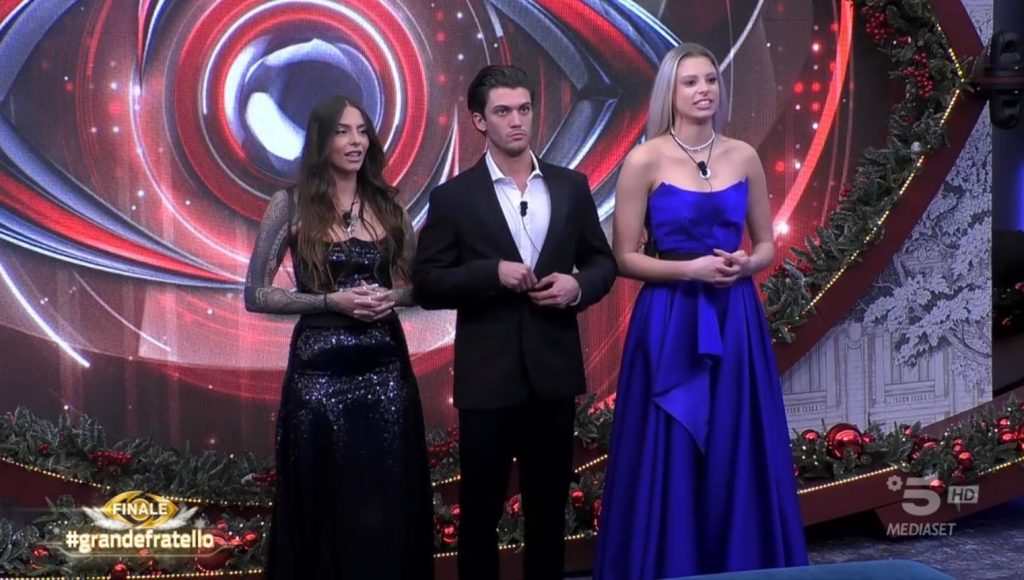 Grande Fratello 2025, diretta finale: scontro per la vittoria tra Anita e Giulia