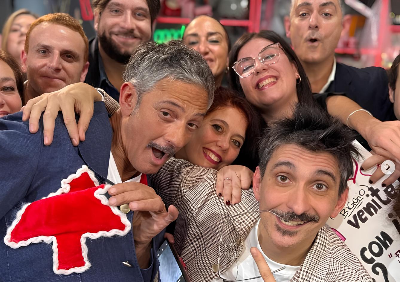 fiorello la pennicanza deve andare in tv da Davidemaggio.it fiorello la pennicanza deve andare in tv