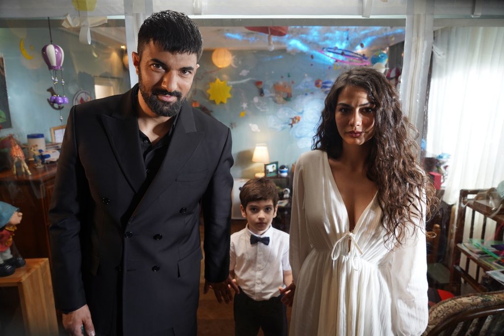 Io Sono Farah, anticipazioni dal 15 al 19 dicembre 2025: Farah e Tahir diventano marito e moglie