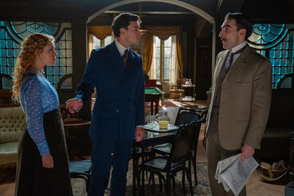 Jana e Curro vs Lorenzo - La Promessa