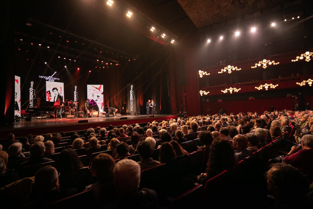 Il Premio Tenco 2025 su Rai 1 con Malika Ayane