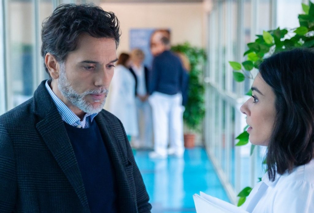 Un Posto al Sole, anticipazioni dal 29 dicembre 2025 al 2 gennaio 2026: Riccardo prende una decisione che spiazza Rossella