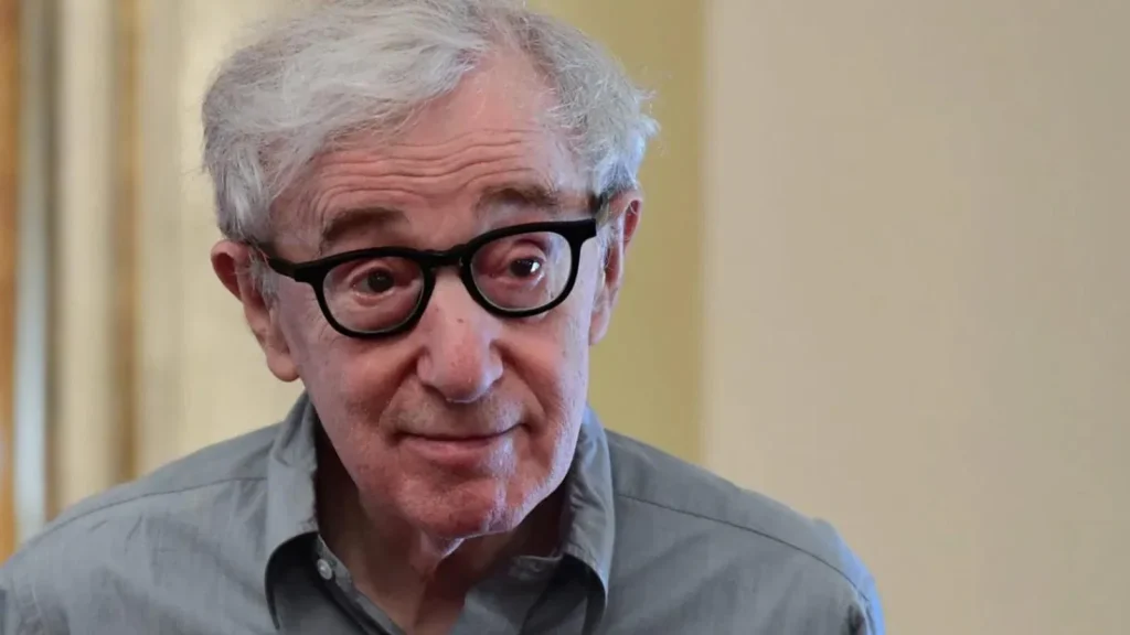 Woody Allen stasera a Cinque Minuti