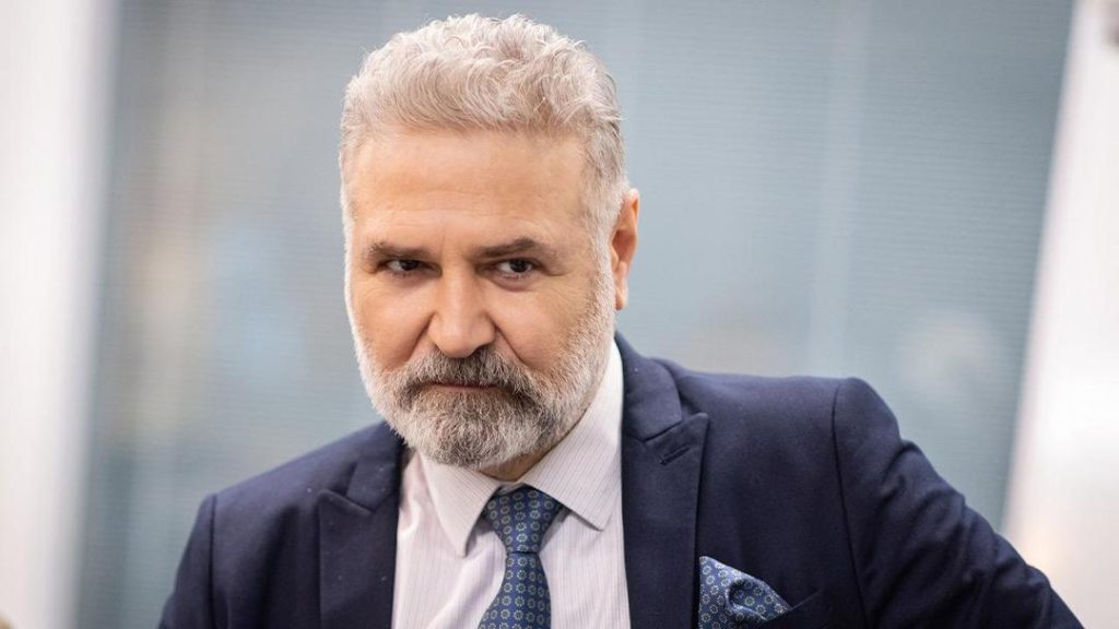 Burak Tamdoğan - Io Sono Farah