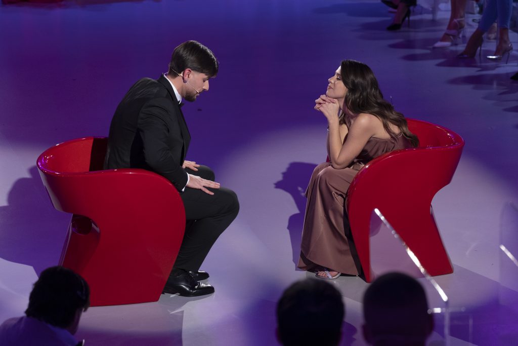 Uomini e Donne, Cristiana sceglie Ernesto