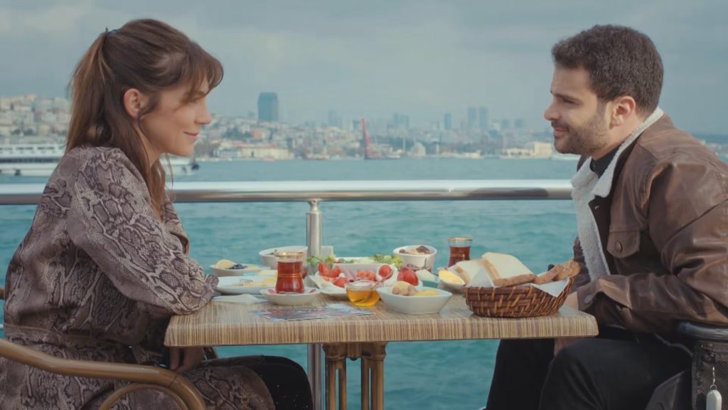 Ceyda e Raif - La Forza di una Donna