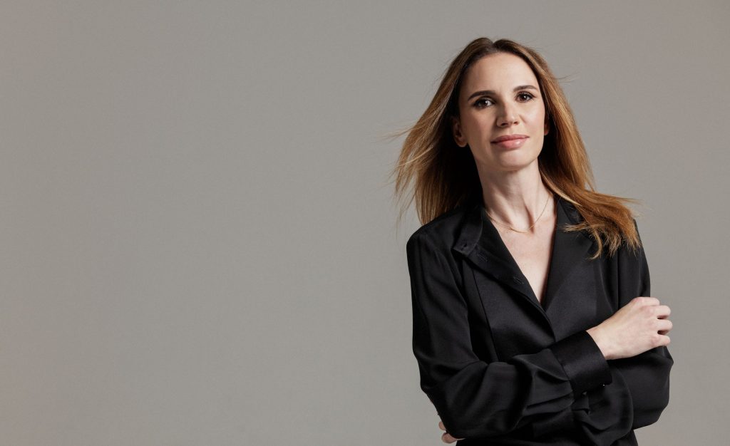 Peccato, la mockumentary comedy sulla ‘caduta in disgrazia’ di Emanuela Fanelli